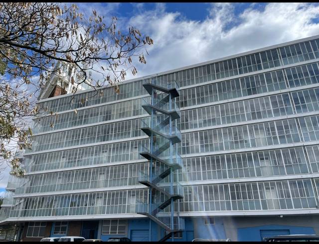 2 BEDROOM FLAT FOR SALE IN ARCON PARK
